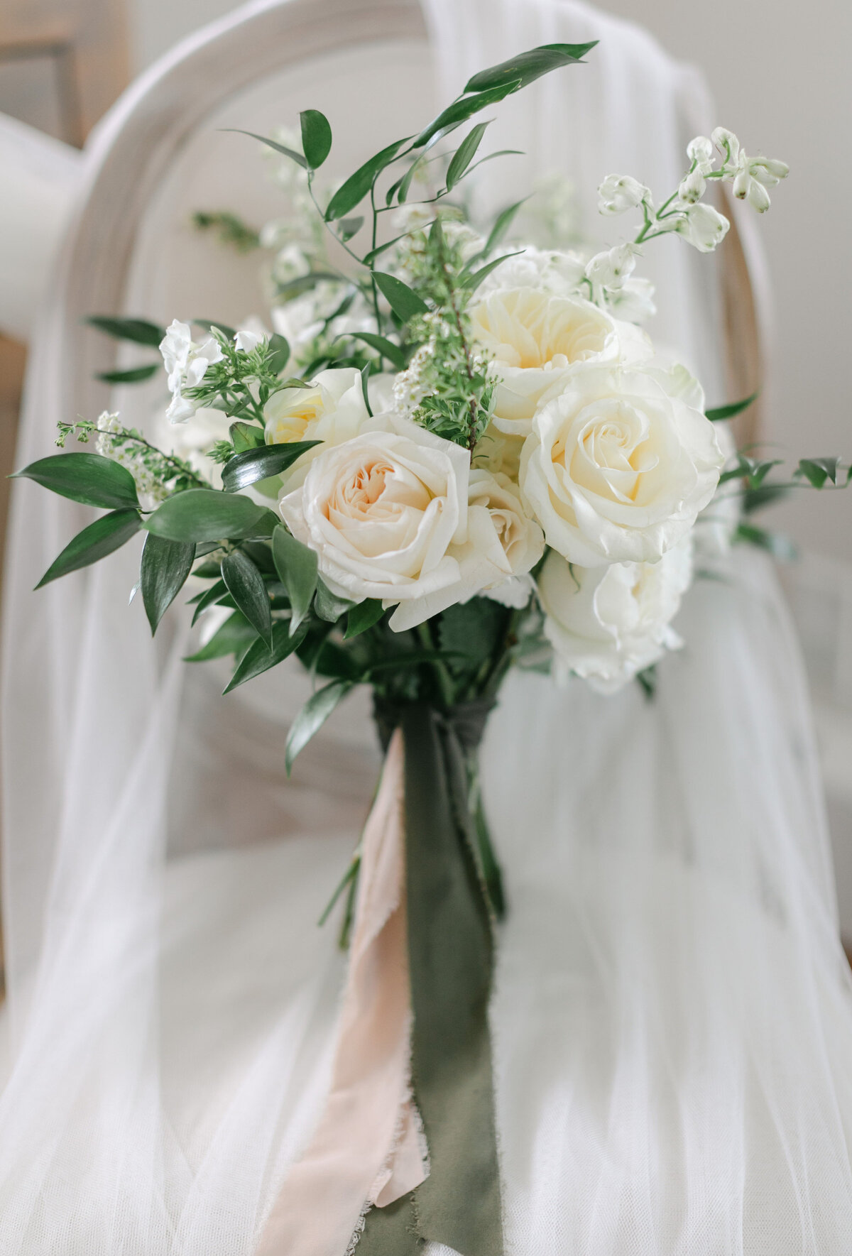 white-rose-wedding-bouquet-by-a-ct-wedding-florist
