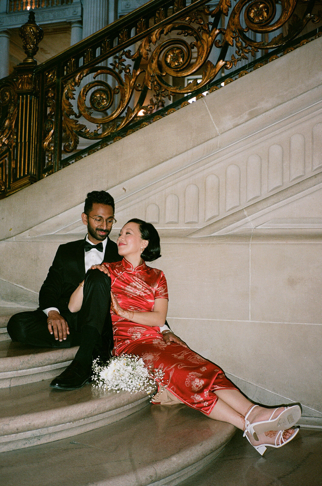 Michelle&Imran-SFCityHall-Portraits-121