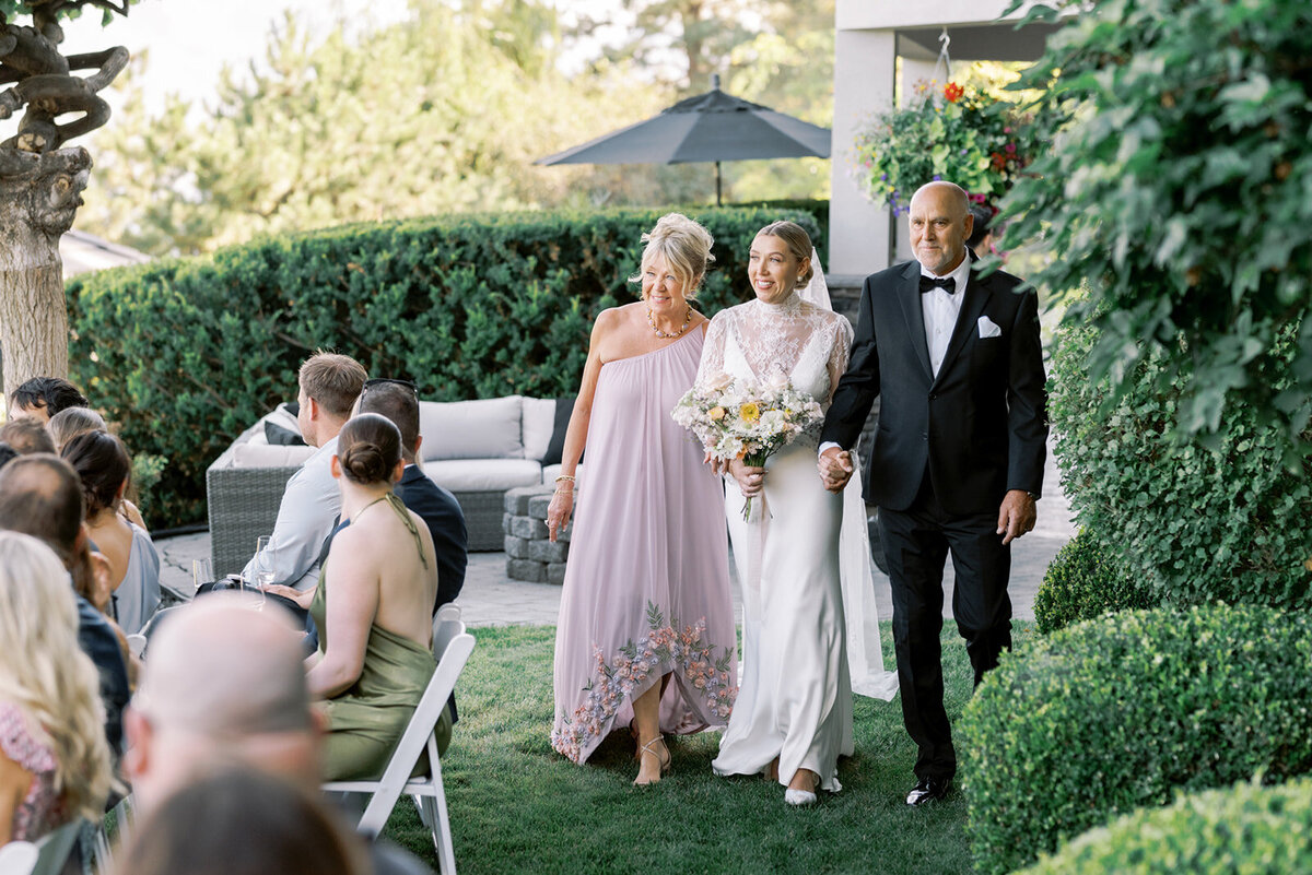 minted-photography-okanagan-kelowna-destination-wedding-photographer-wedding-kelowna-estate-wedding-madison-and-brandon-63