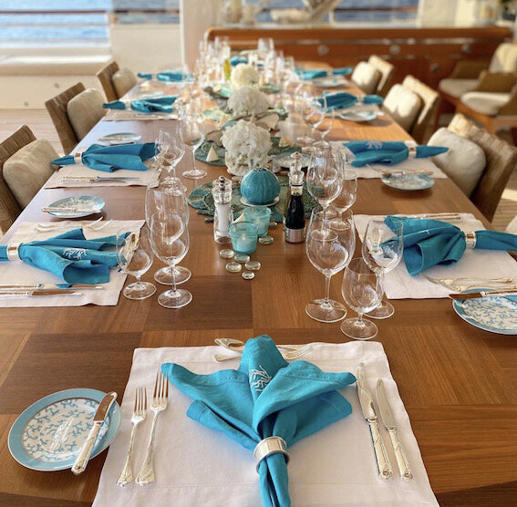 Table Setting Blue Yacht