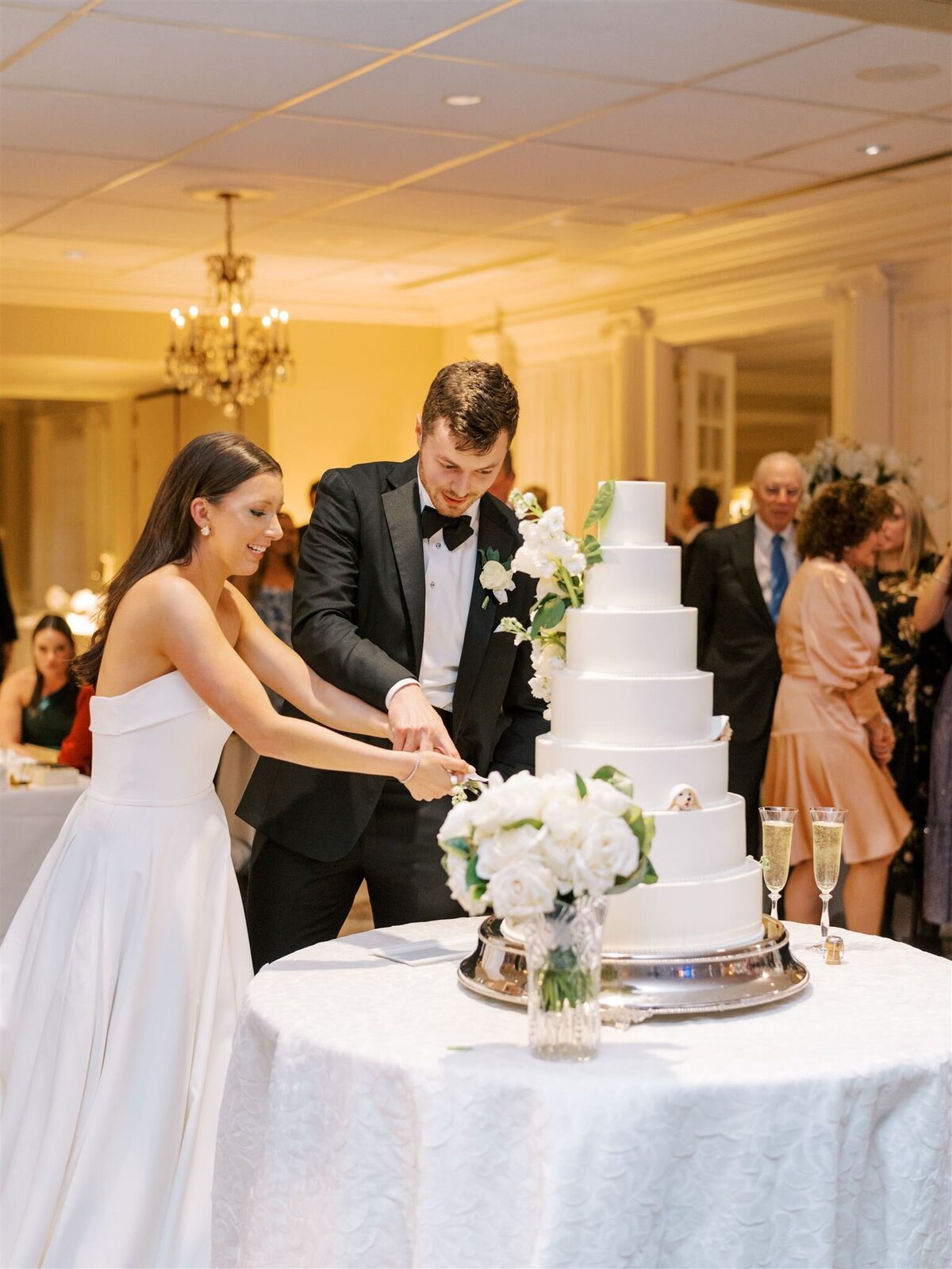 Cherokee Town & Country Club Wedding Photos - 23