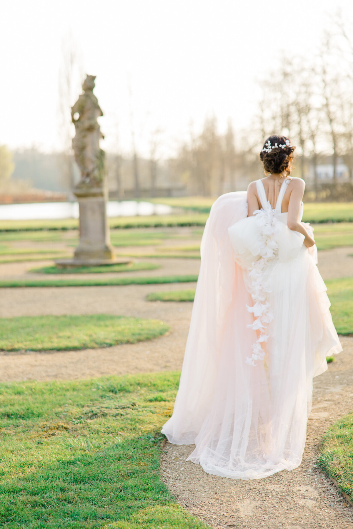 Rachael_Kazmier_Photography_Luxury_Destination_Editorial_Wedding_Photography_Paris_ChateuDeVillette-20