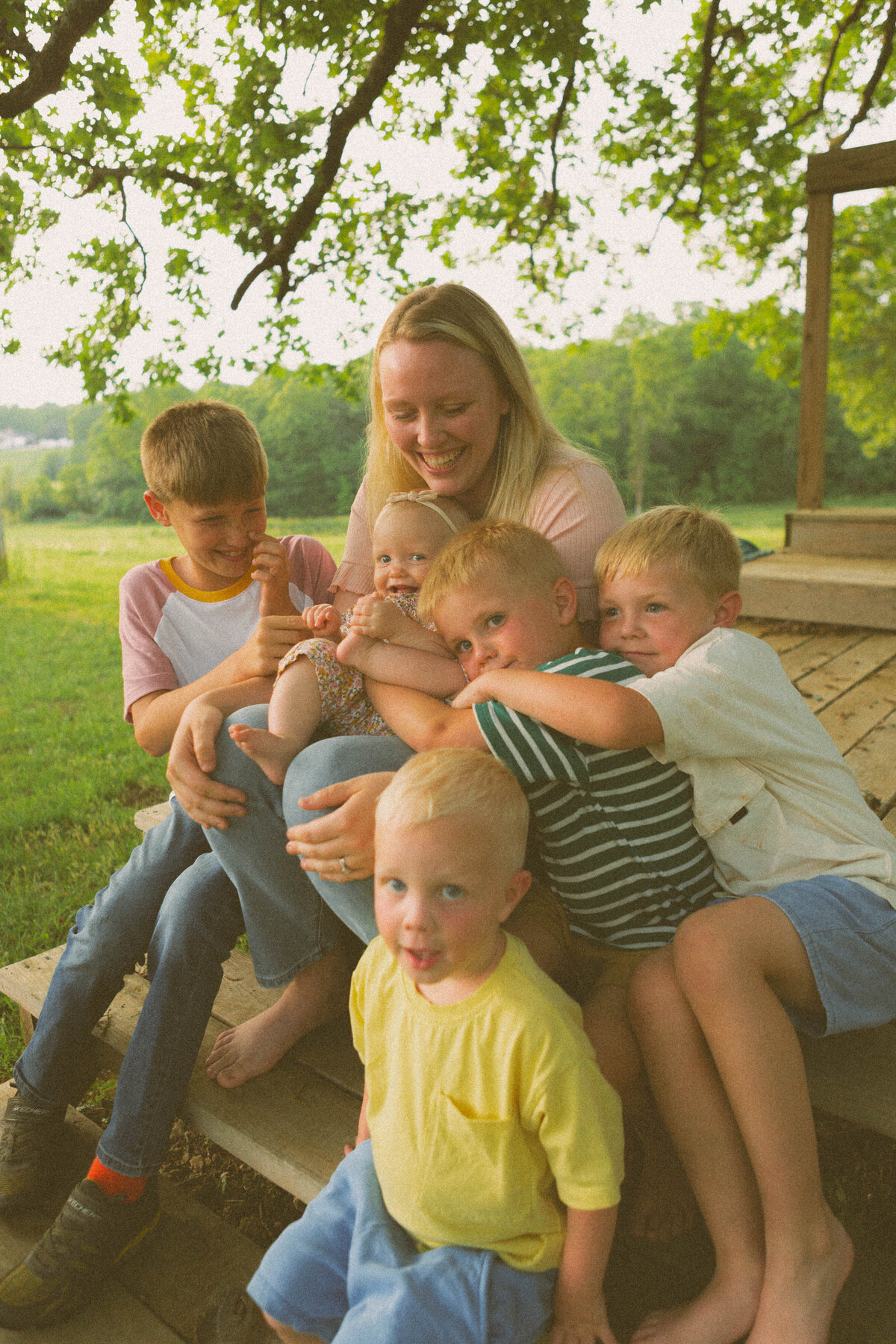 In-Home-Family-Session-With-The-Shultzes230514--0093