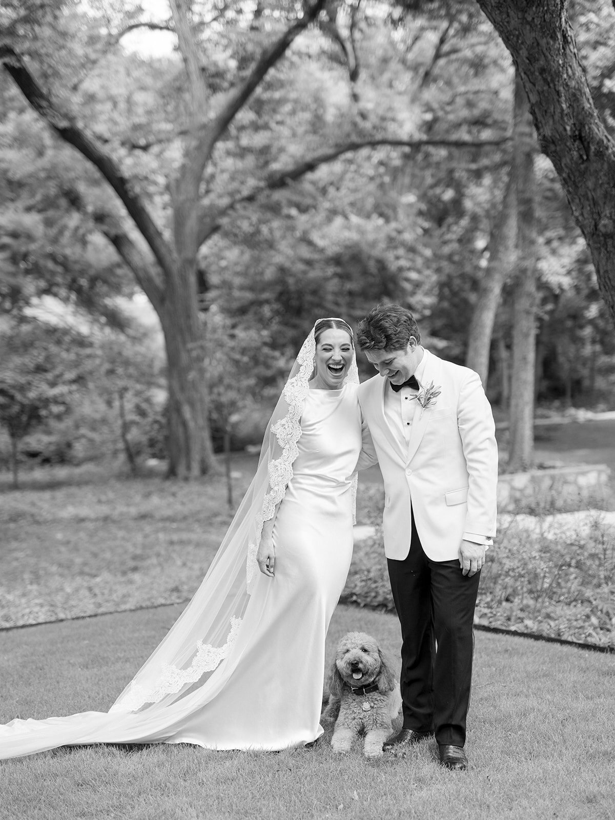 NicoleChase-Wedding-featherandtwine-239-FineArt-Film-Texas-WeddingPhotographer-RuétPhoto-