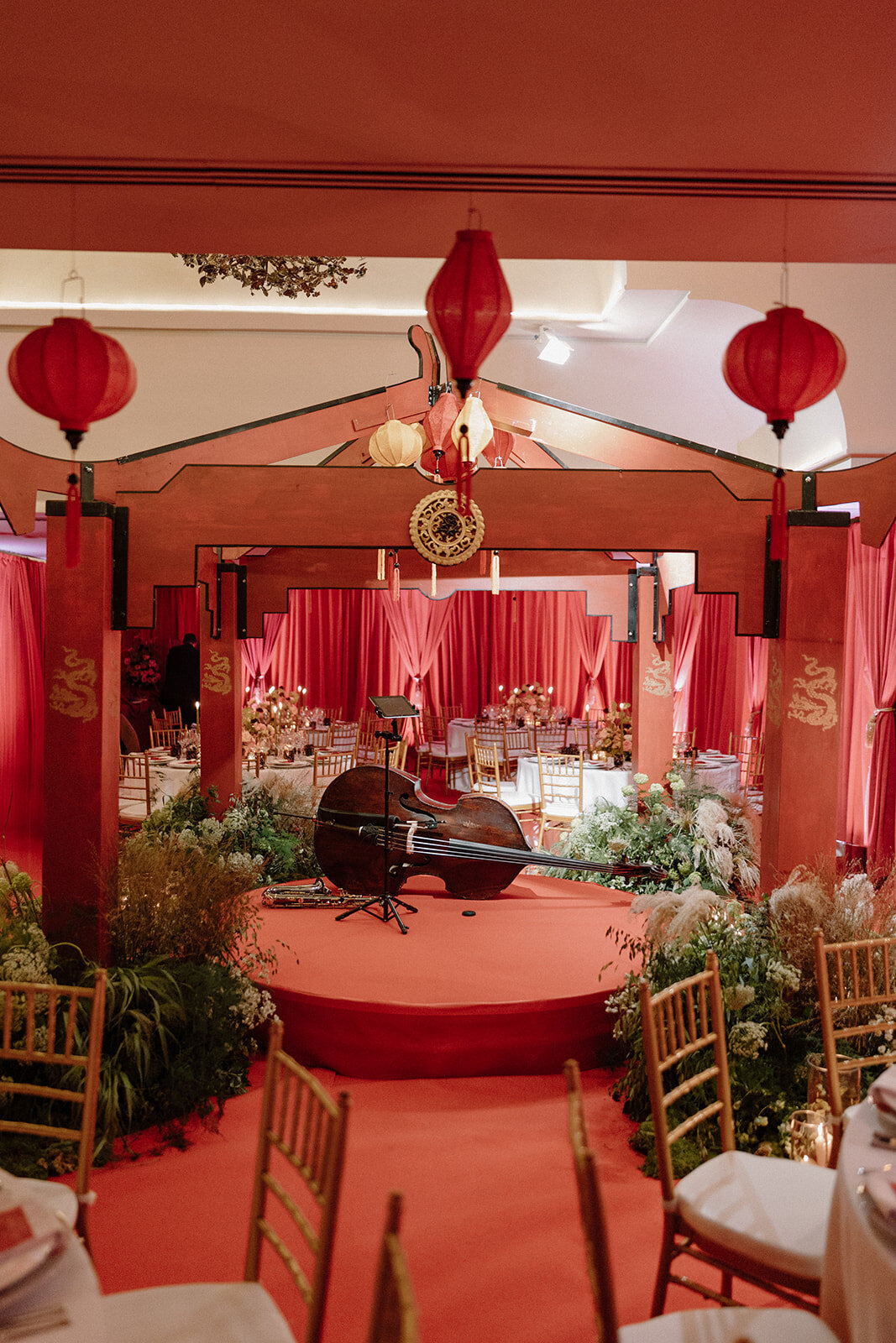 chinese-inspired-red-wedding-decor