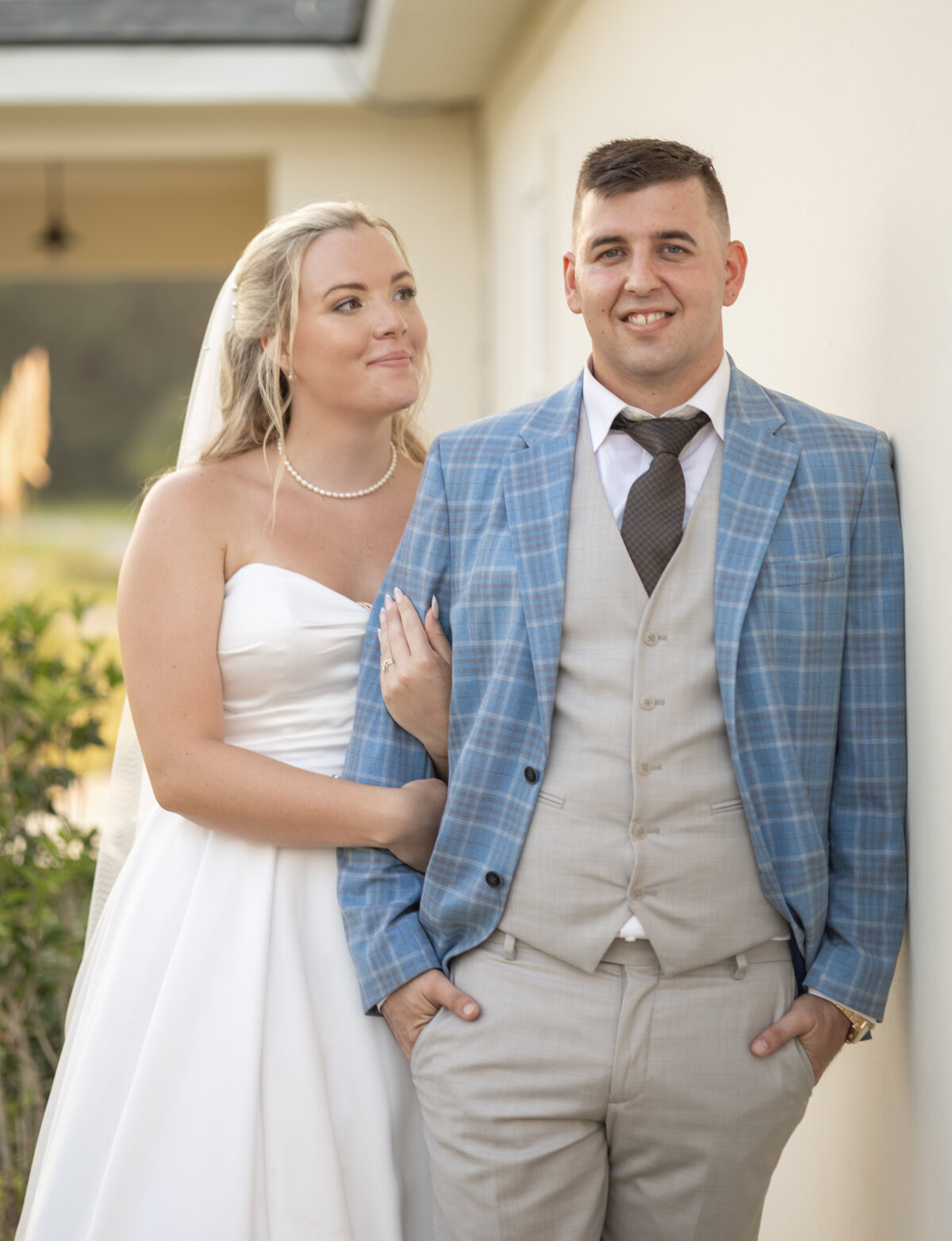 bride-and-groom-during-sunset-at-Chateau1800-Savannah-Georgia