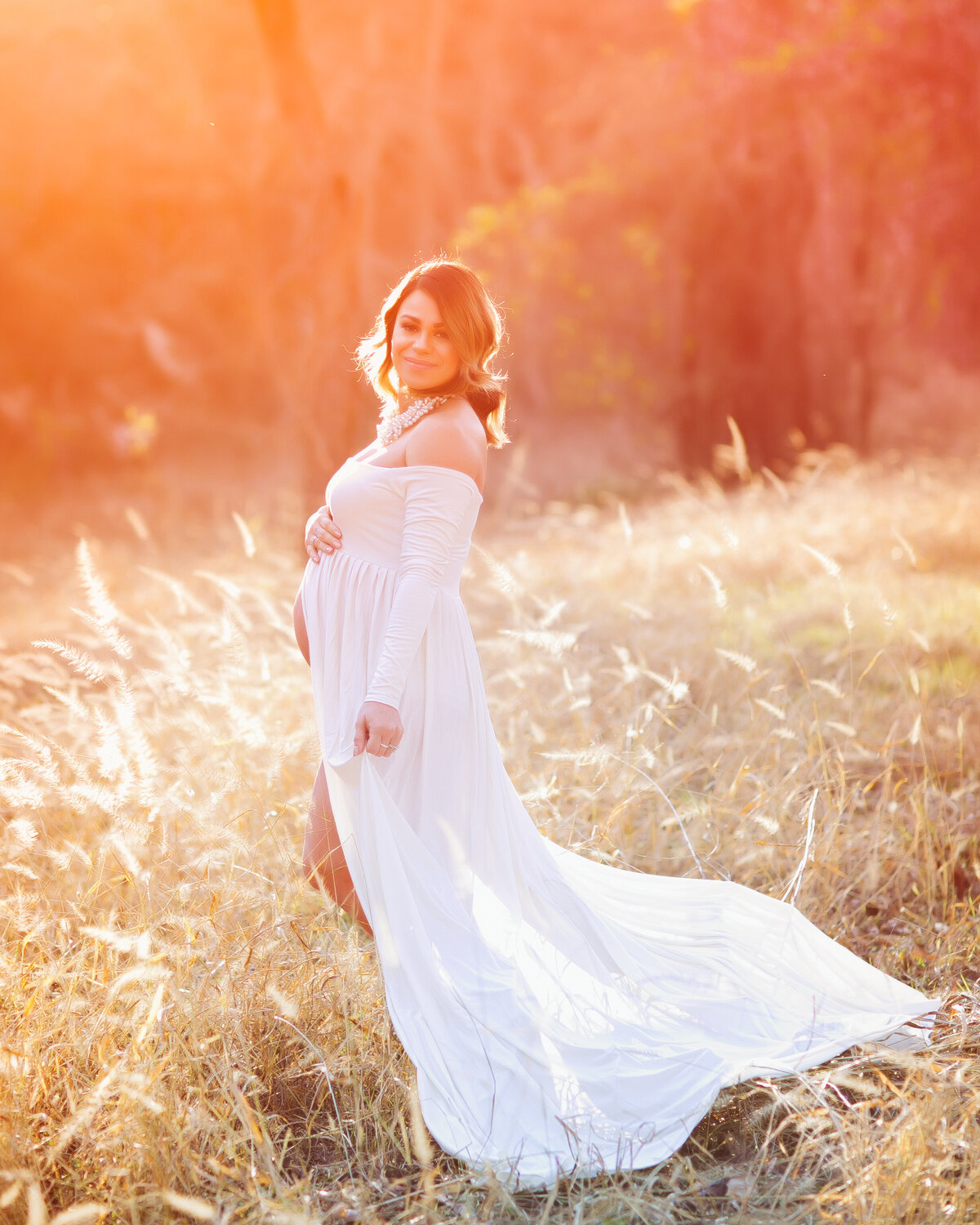 Austin's Top Maternity Photographer: Creating Timeless Memories