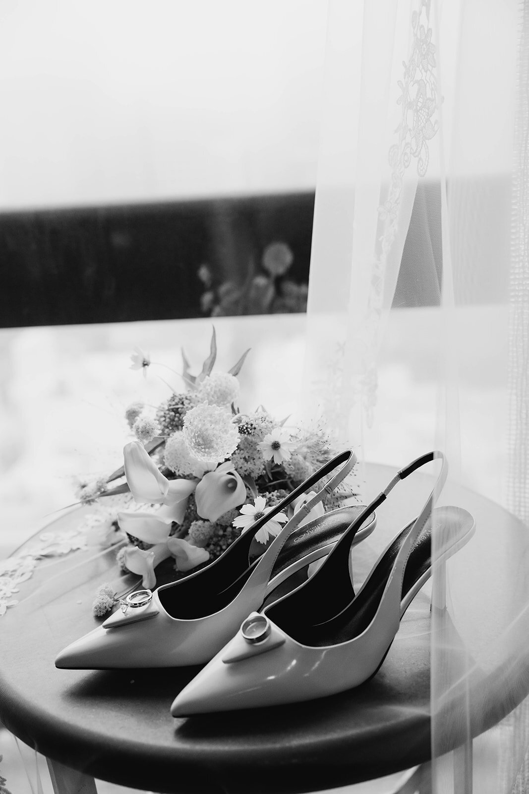 bryttanni.com - full gallery-34-wallflower-floral-designs-san-francisco