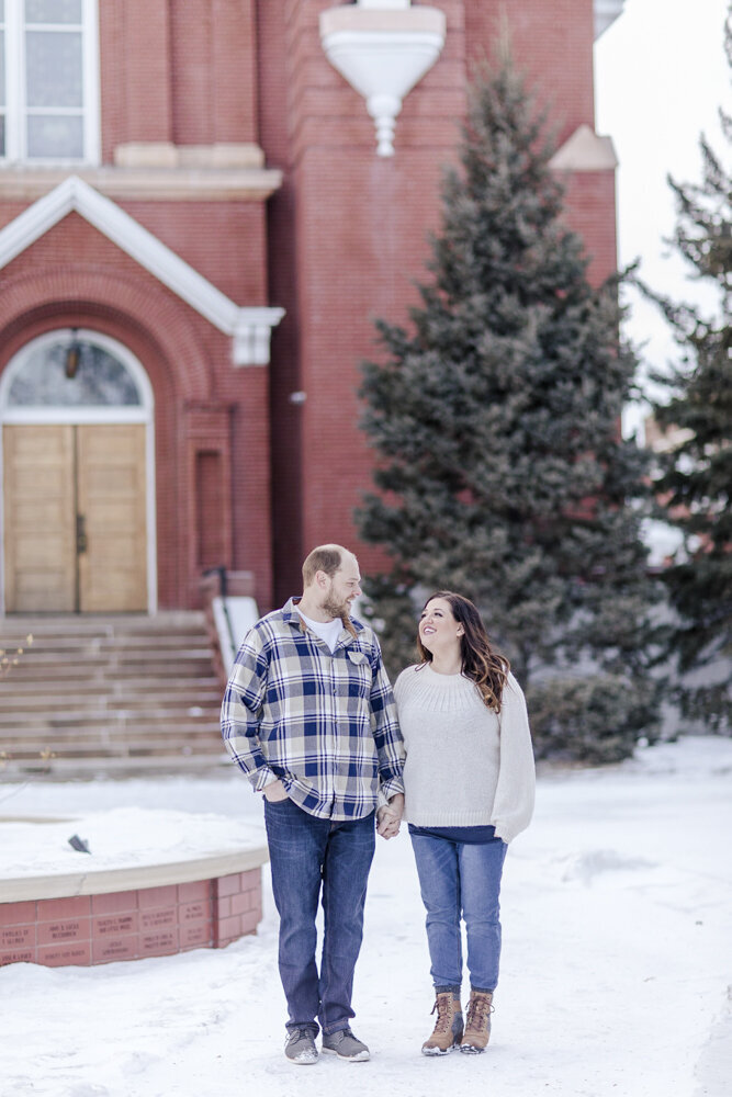 downtown-fargo-engagement-photography8