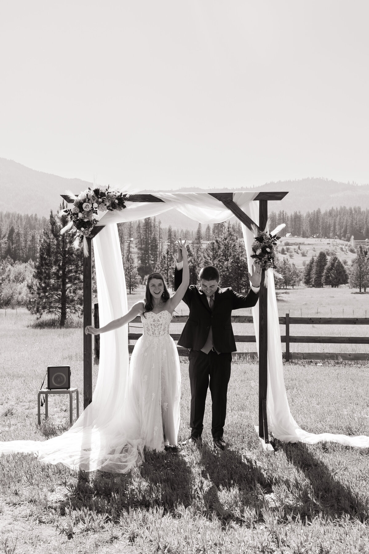 jennifer-marcilliat-idaho-wedding-photographer---105