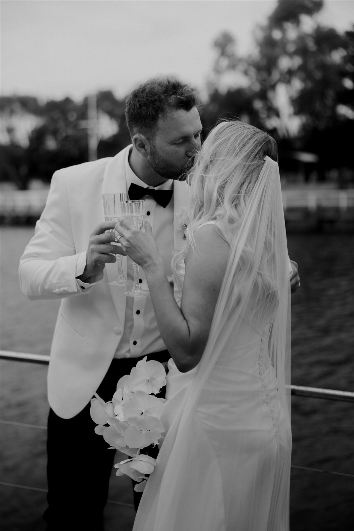 Maegan-Brown-Moments_231103_Wedding_Lauren-Bernie_Frolic-Lane_3017