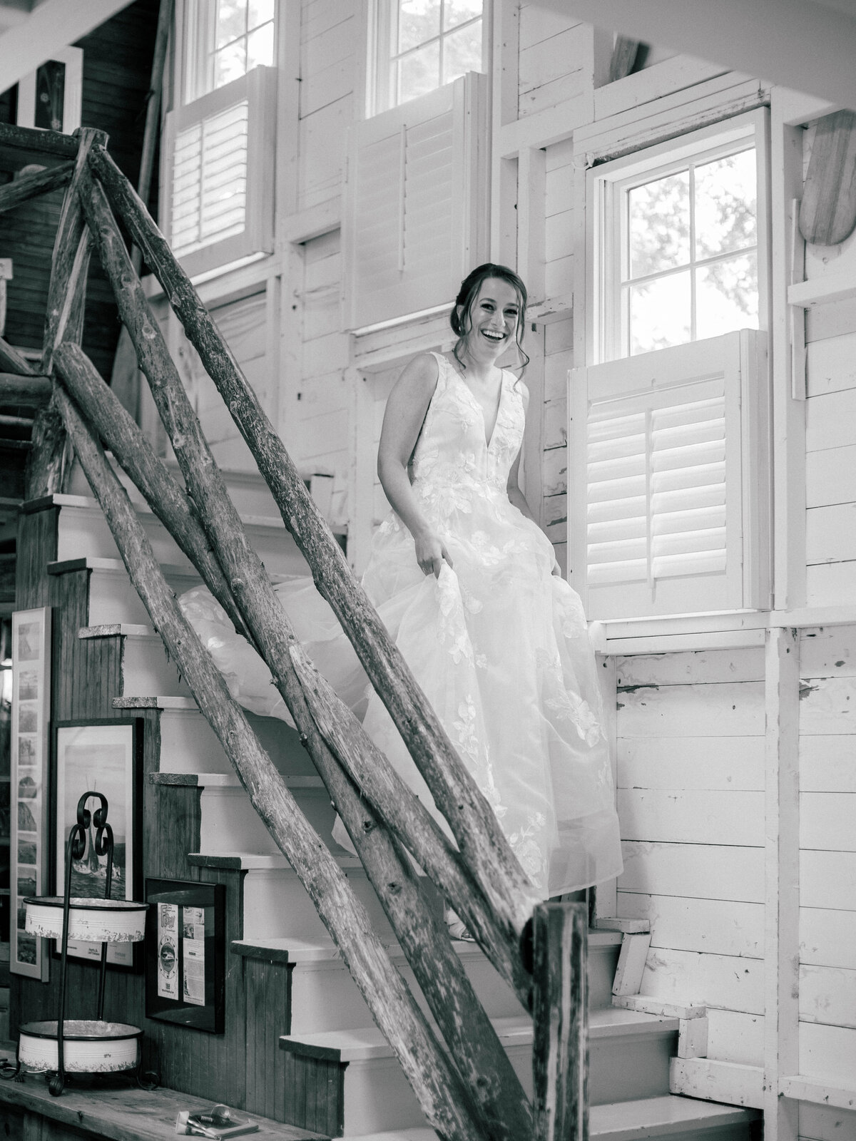 Vermont-Luxury-Film-Wedding-Photographer-Bride-Getting-Ready_156