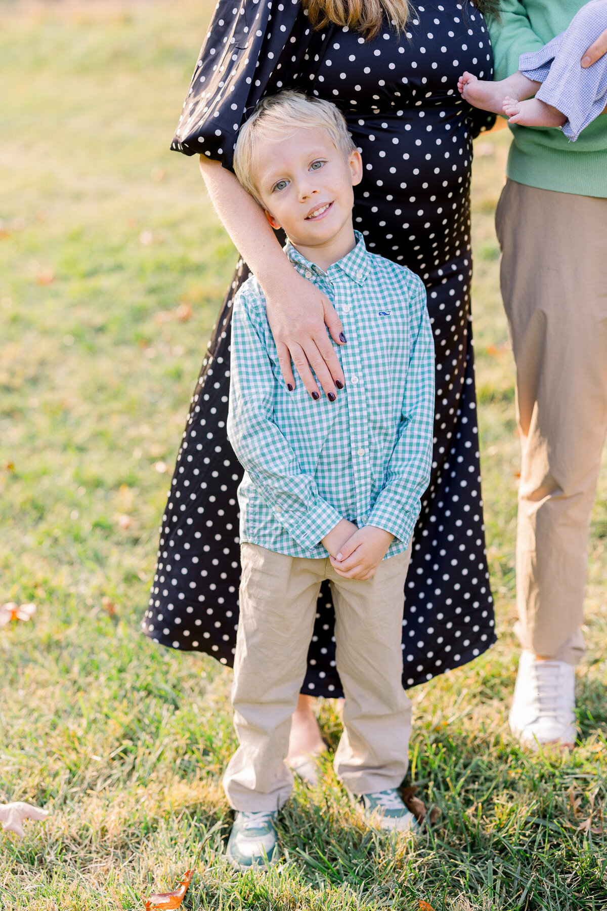 family-photography-potomac-virginia-fall-newborn-11