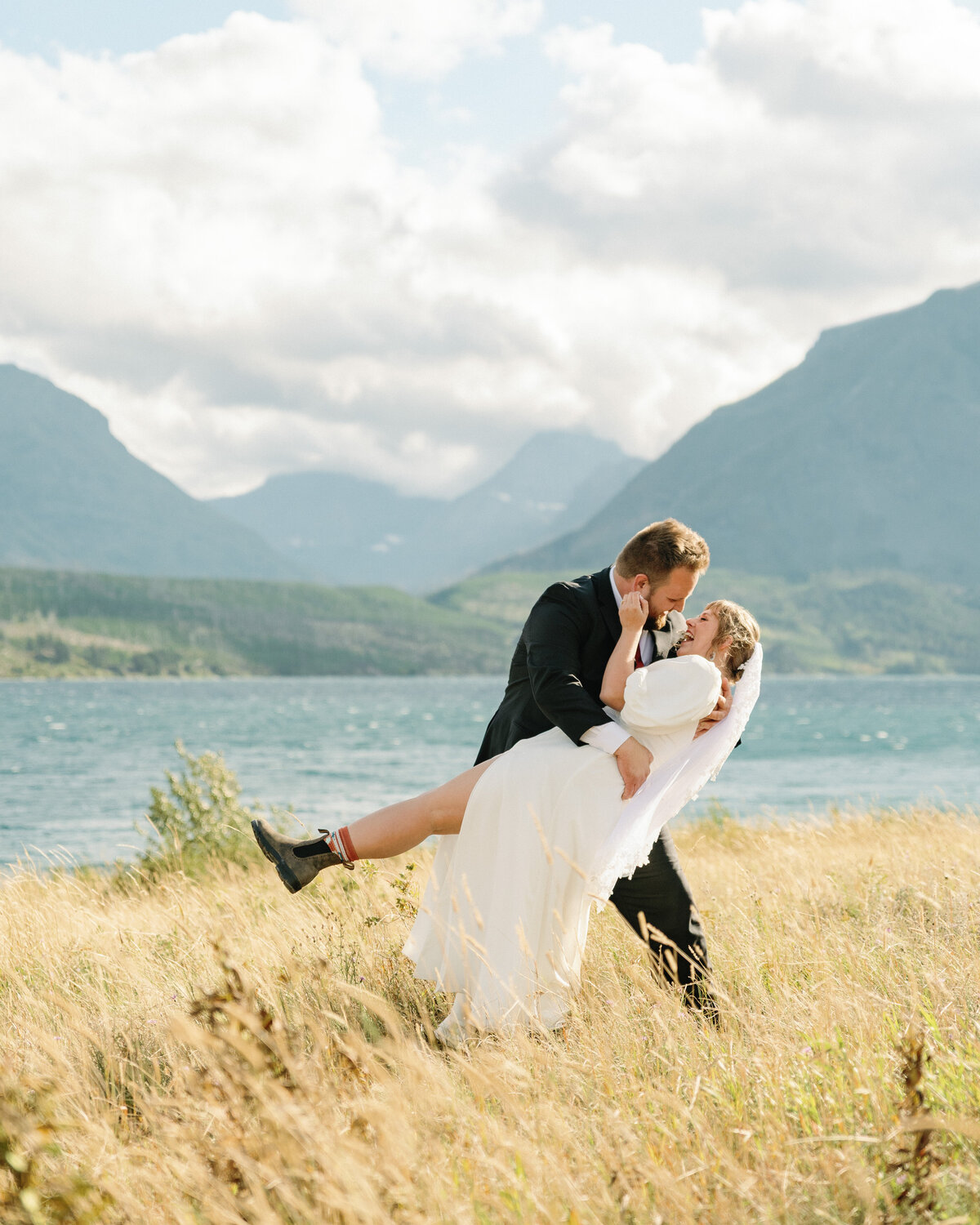 glacier_national_park_montana_elopement_wedding_photographer_14