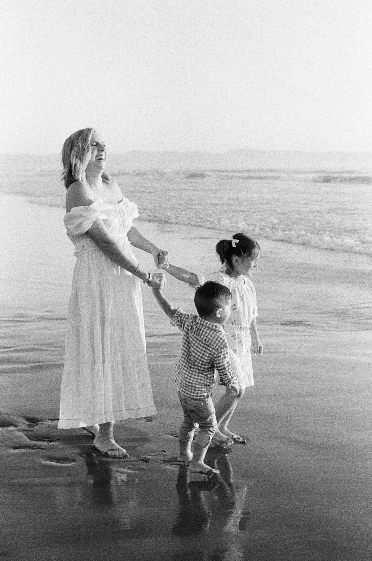 Kristin Dinsmore Photography Fine Art Motherhood Family Maternity Photographer Bay Area California Film Photo Timeless Classic Refined Northern Cali3