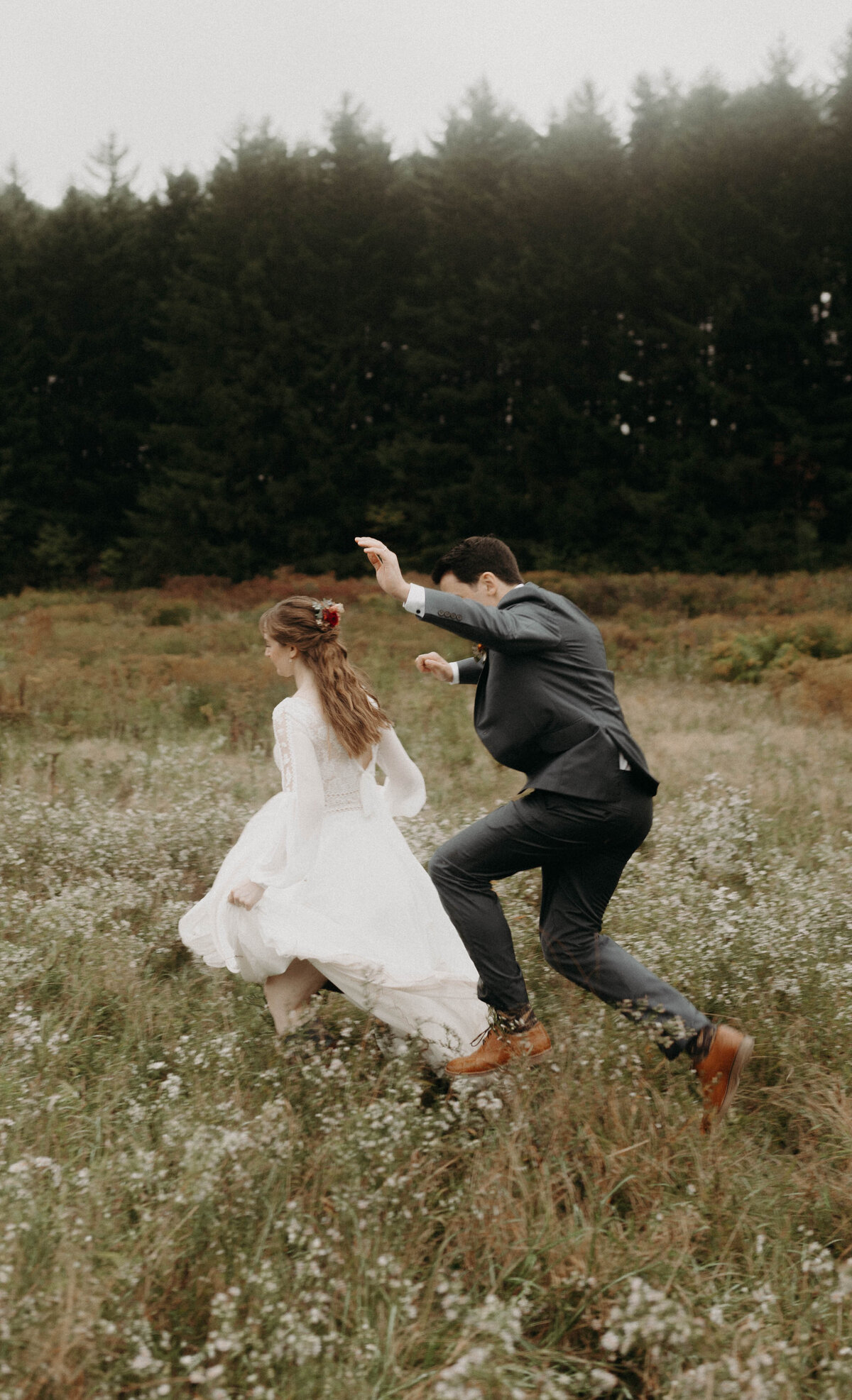 adventure couple wedding photography frolicking wedding 