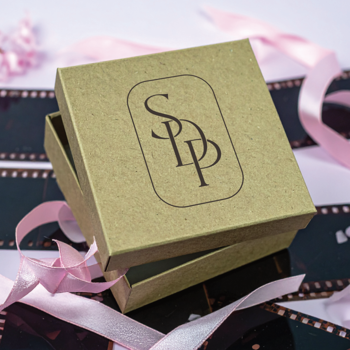 Stephanie Gift Box 
