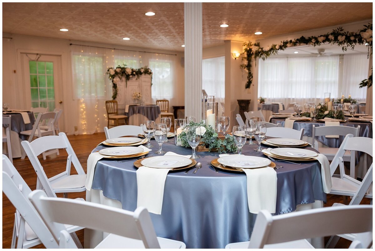 Golden Horseshoe Inn Micro Wedding Virginia_0014