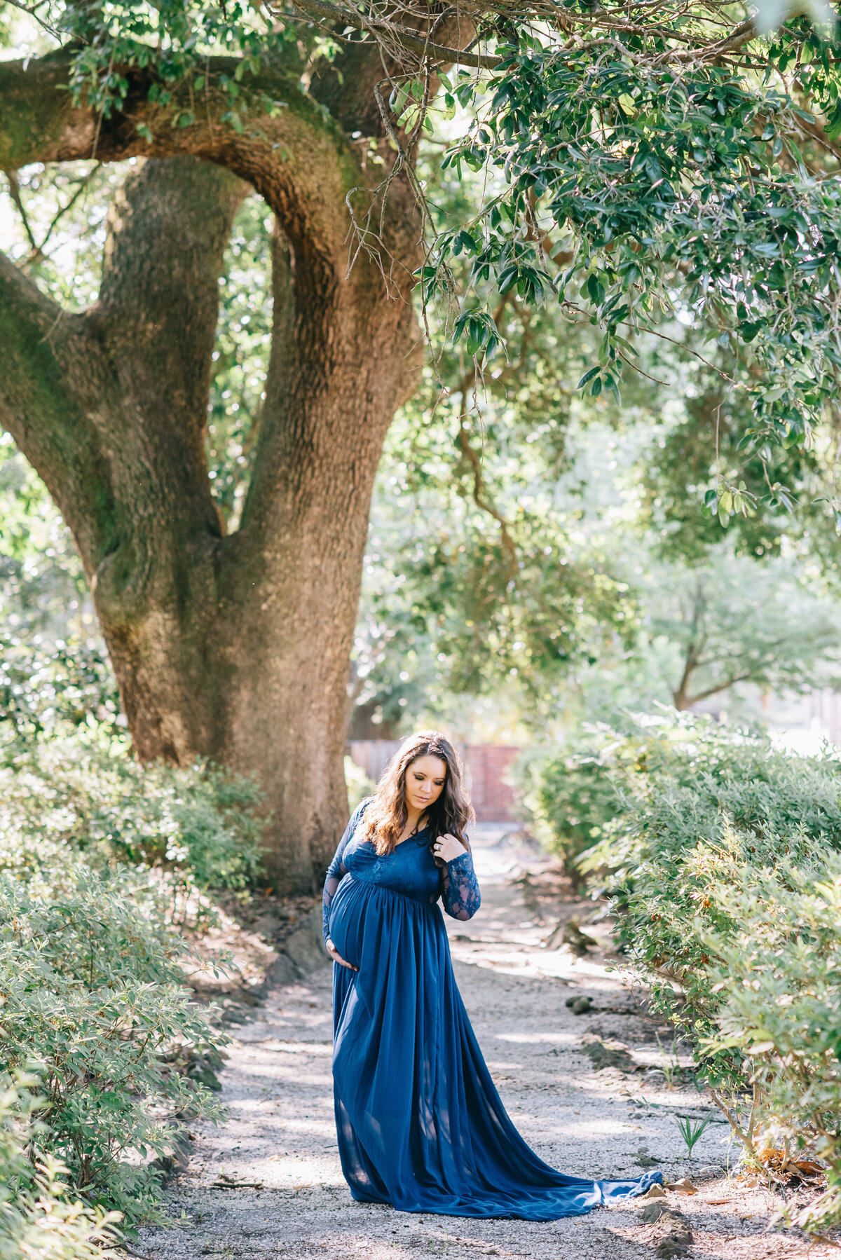 Maternity Portraits at Rose Hill in Aiken