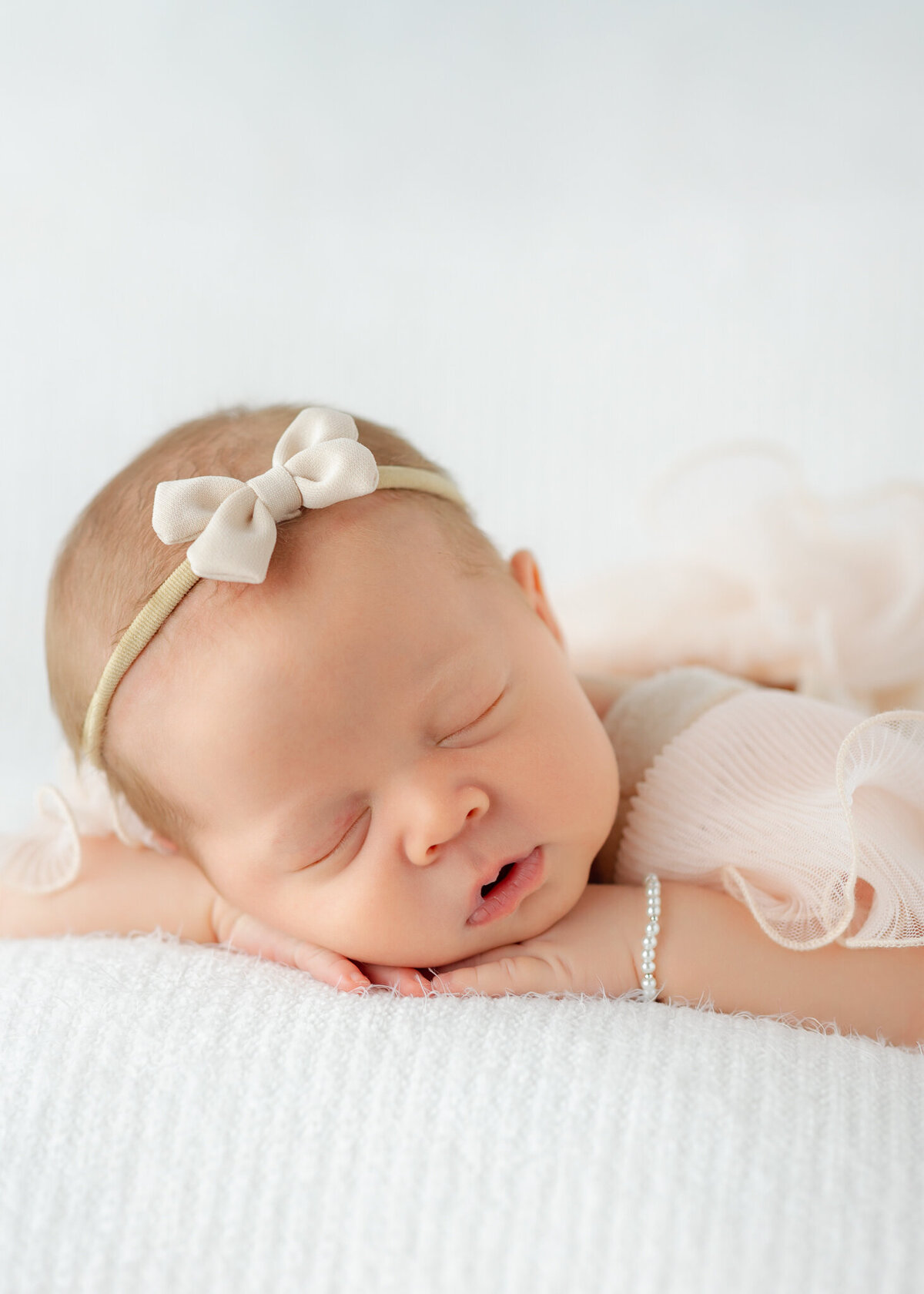 Savannah-newborn-photographer-15