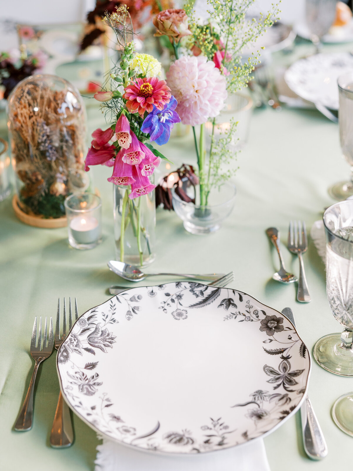 pittsburgh-wedding-photographer-phipps-botanic-gardens-conservatory-wedding-outdoor-lgbtq-luxury-photography-light-and-airy70