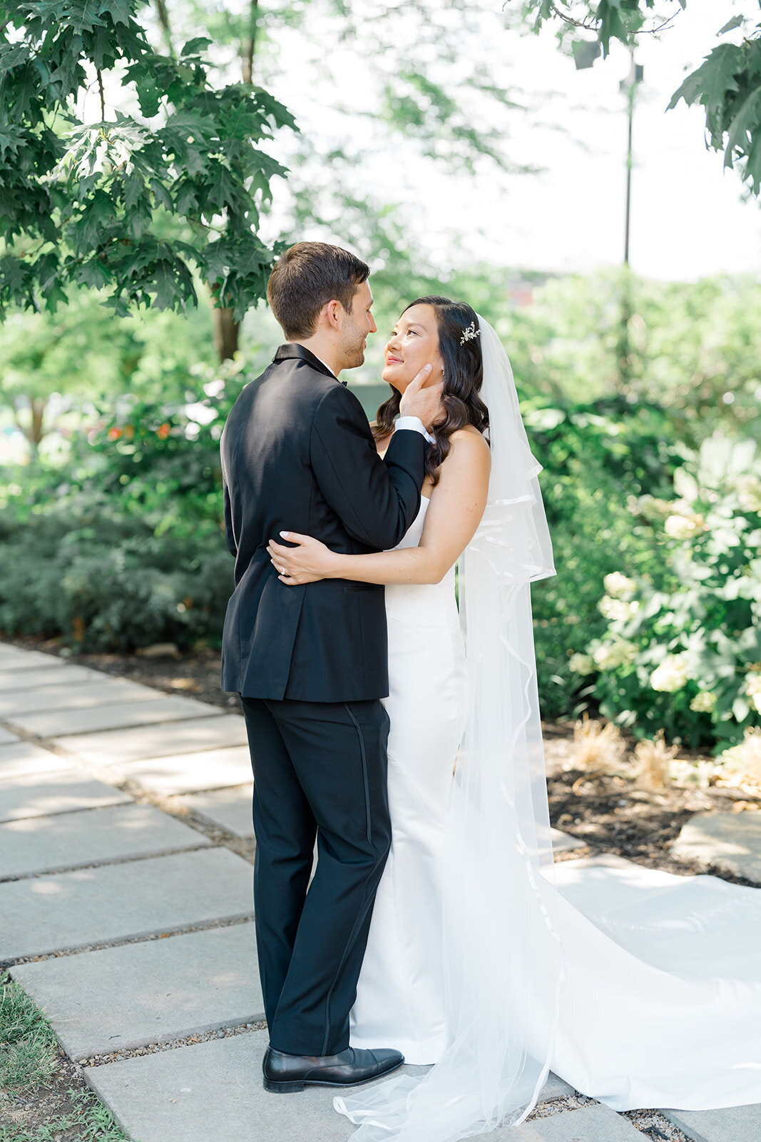 brideandgroomphotos-364