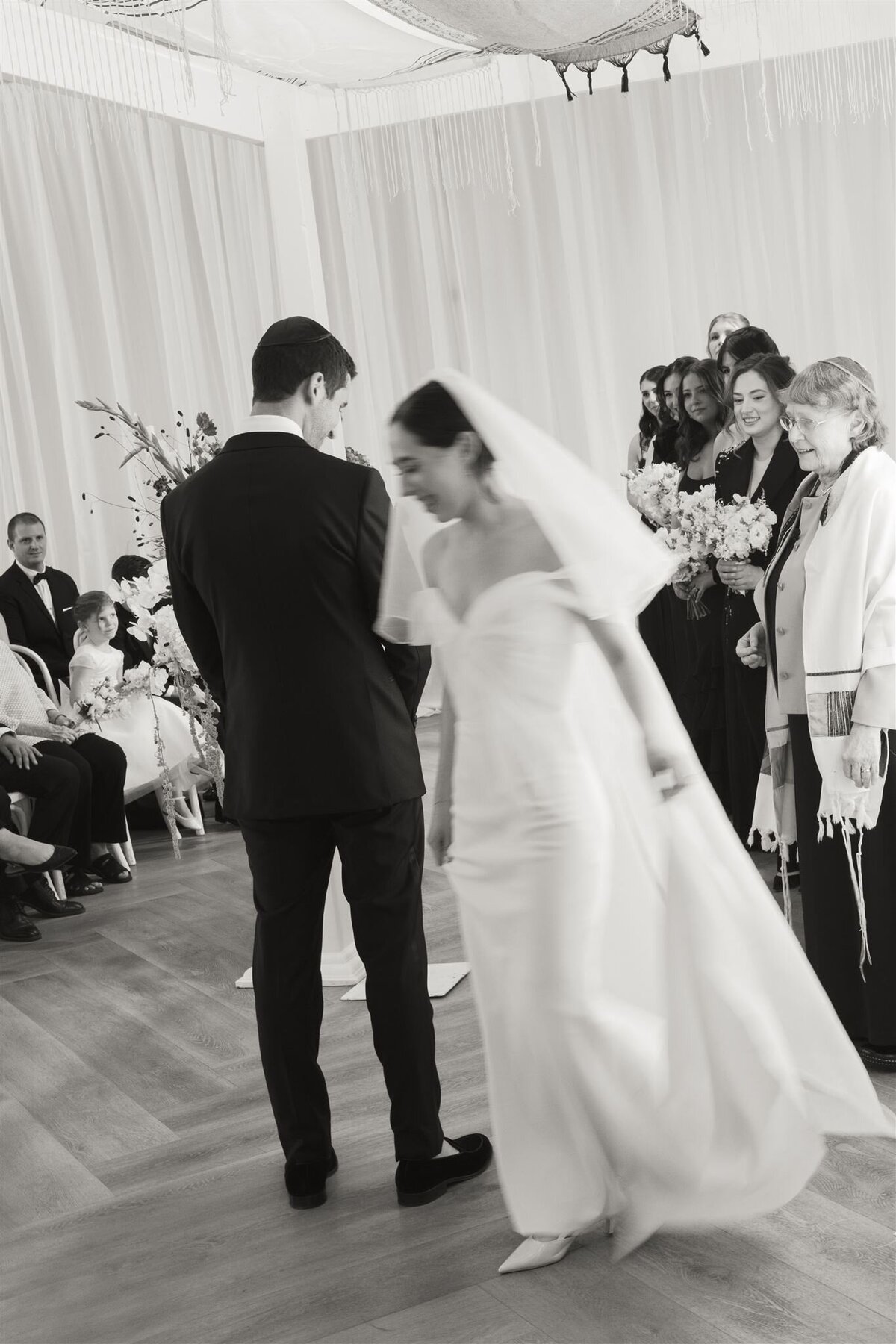 nikkinetzerphotos-thebradfordwedding-springweddingphotos-jewishweddingtraditions-northcarolinawedding-4896_websize