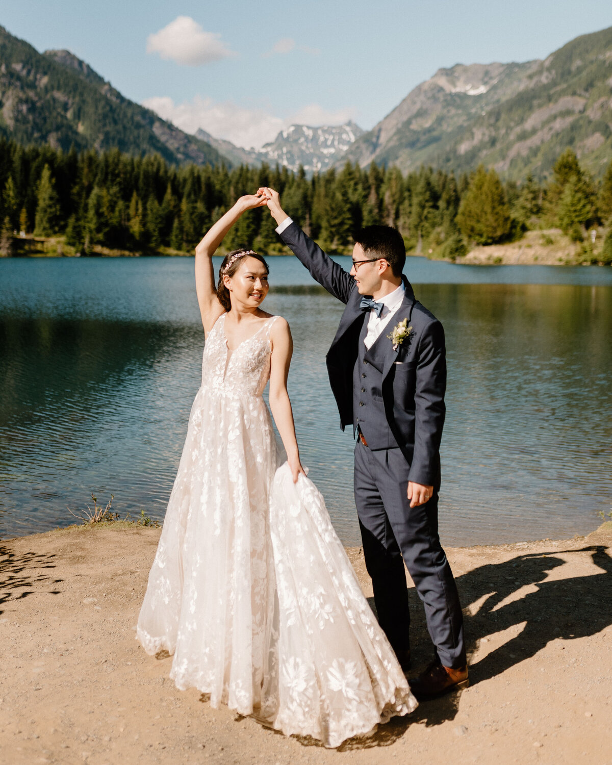 gold_creek_pond_snoqualmie_pass_elopement_4