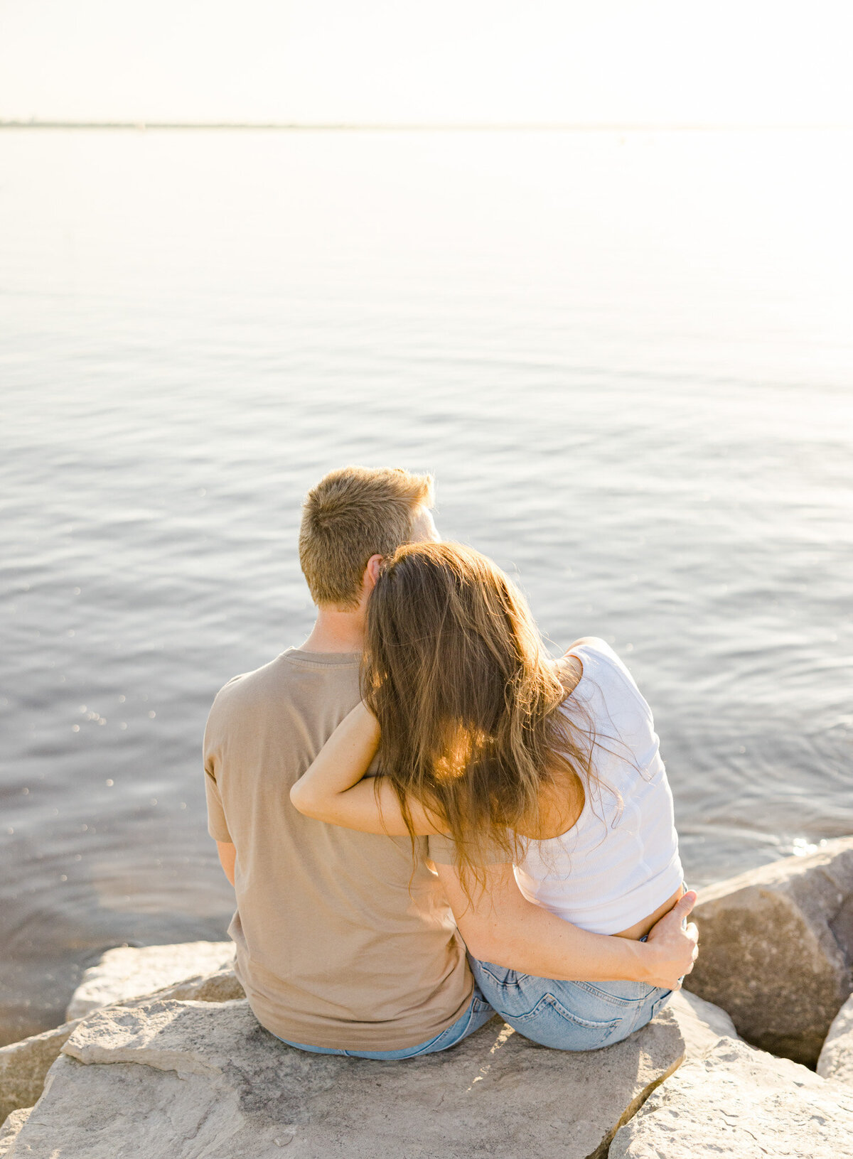 hannah-braden-engagement-session-ottawa-grey-loft-studio-2023-76