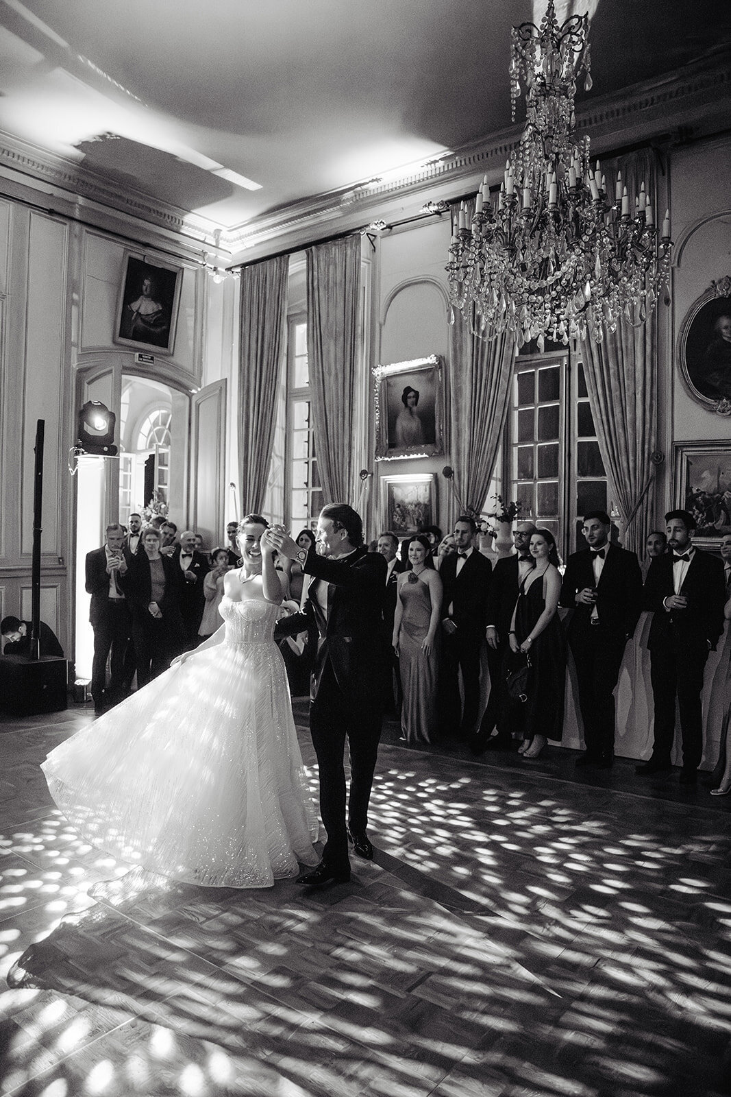 MorganeBallPhotography-Wedding-ChateauChamplatreux-SandyDavid-13-Party-20-_websize