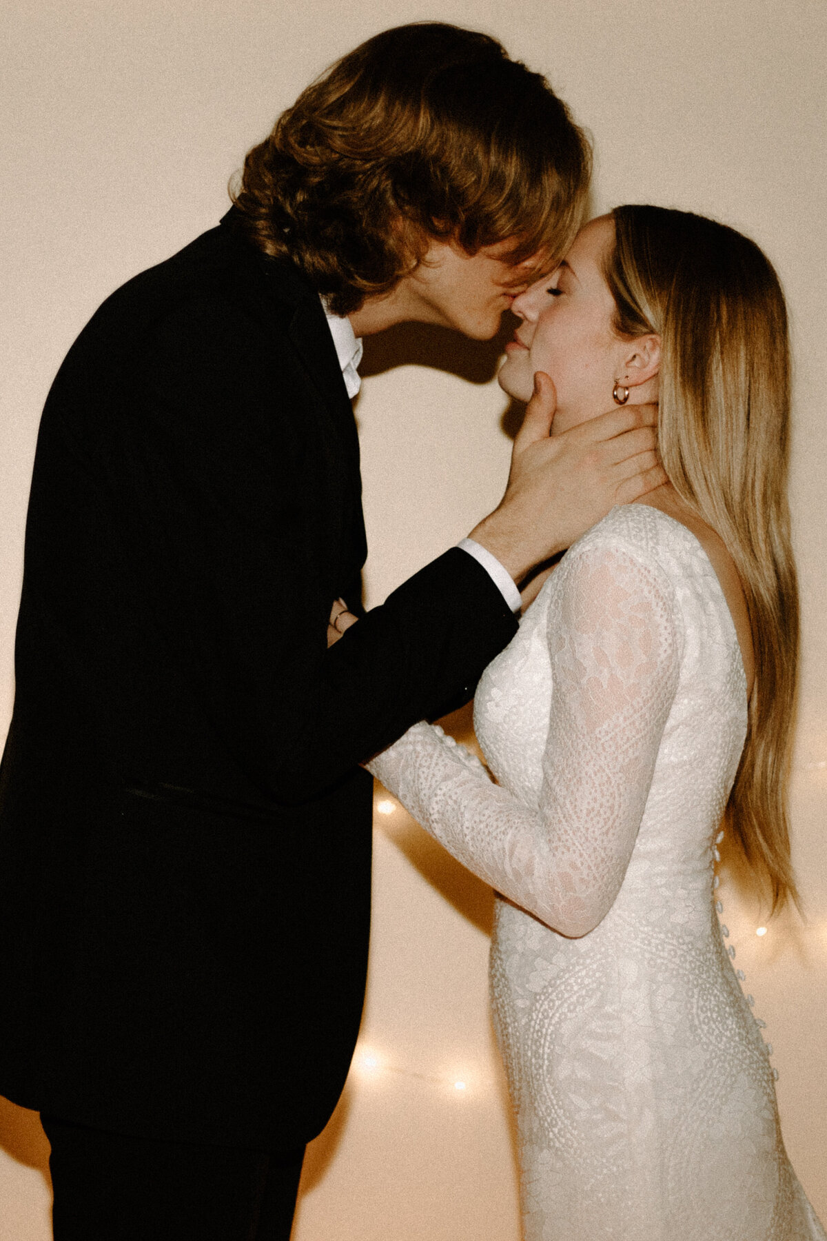 candlelight bridal photos