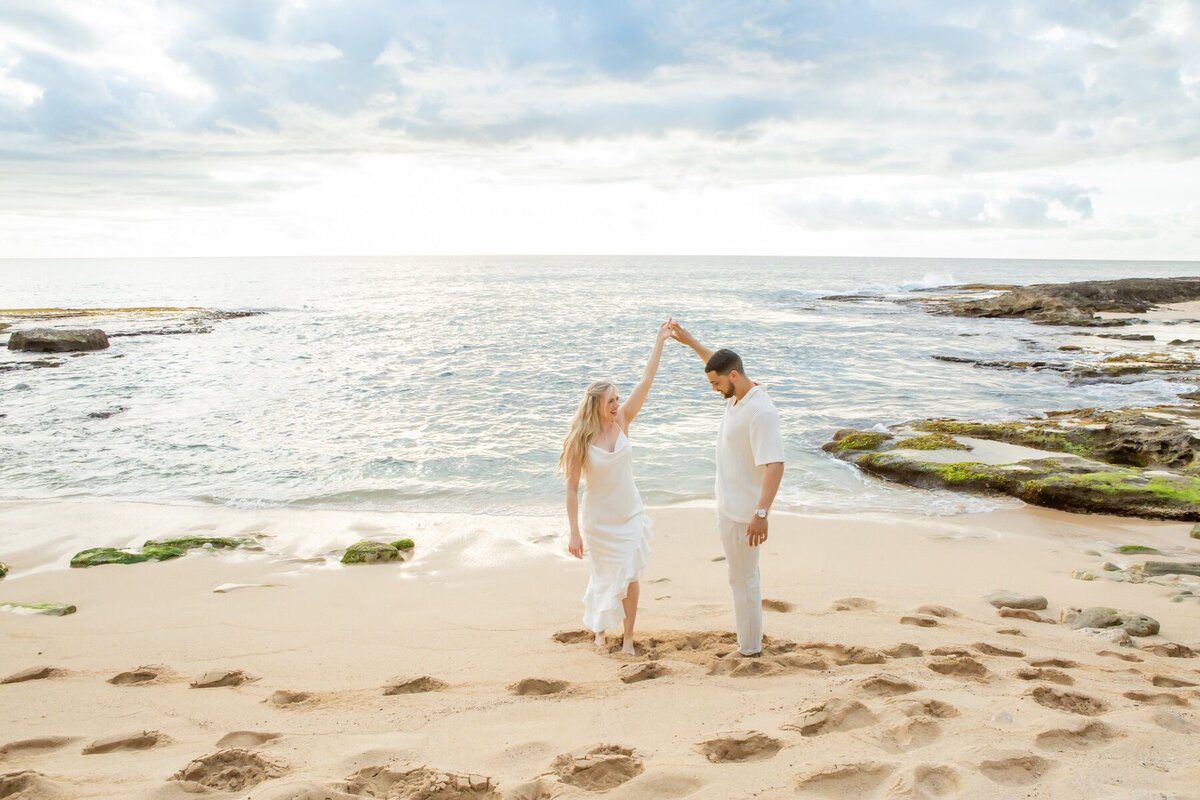 Oahu Photography for Couples in Paradise