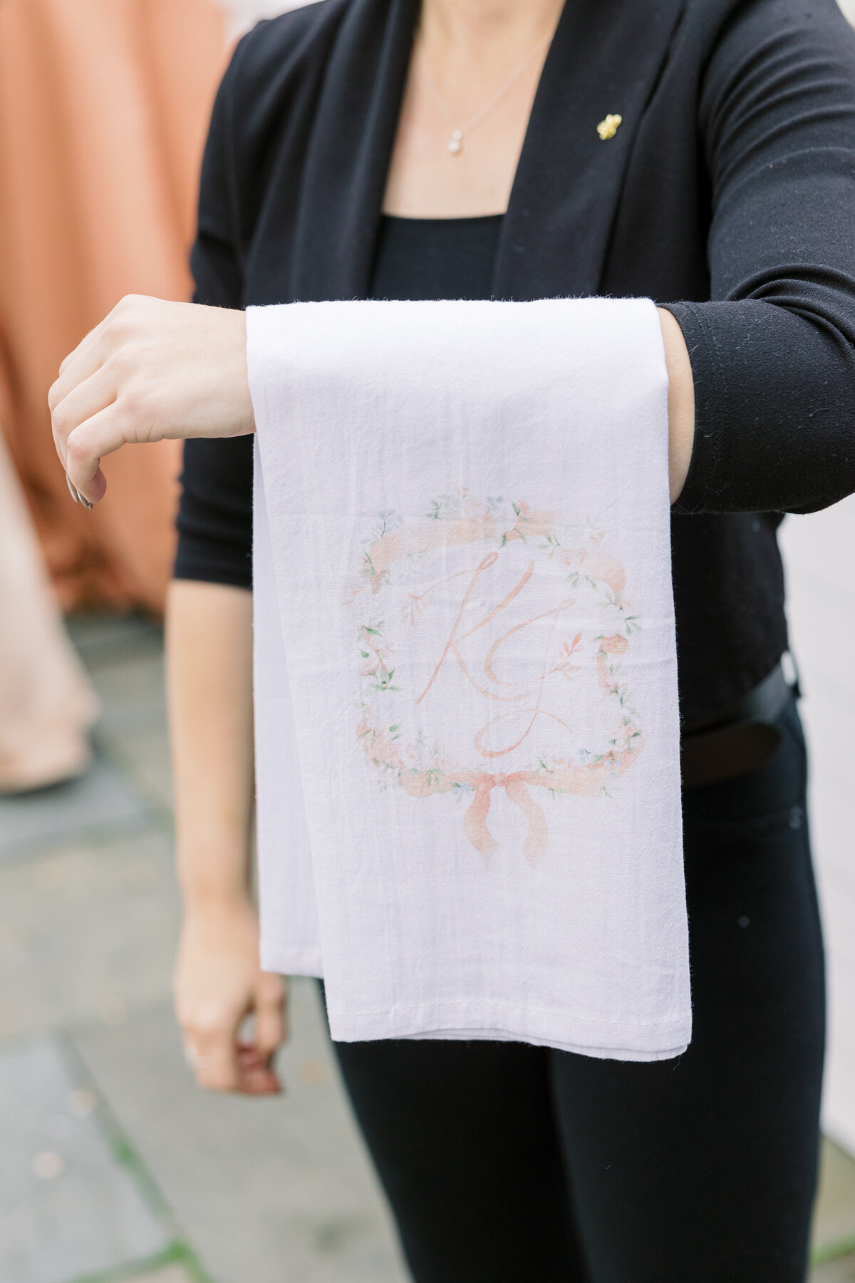 custom-server-towels-elegant-wedding-crest