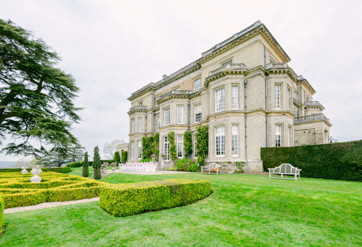A wedding day photo of the wedding venue Hedsor House in the UK