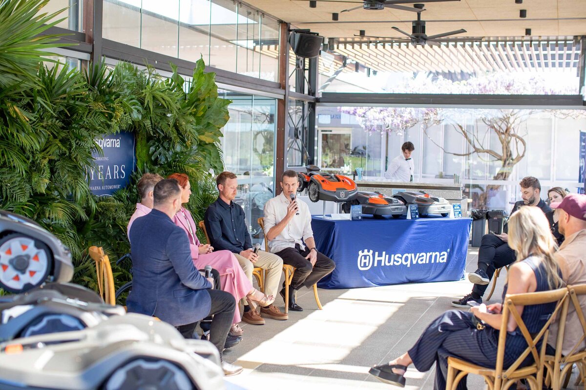 Copy of Copy of Automower 30_Stills-9076