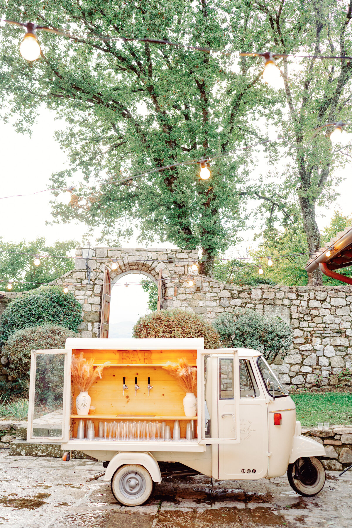 Tuscany wedding photographed by Italy wedding photographer