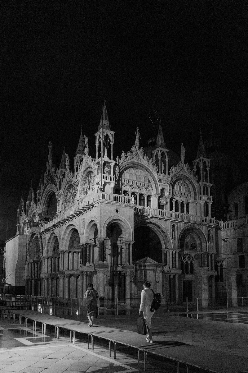 wedding-venue-venice-at-night-laurianevega