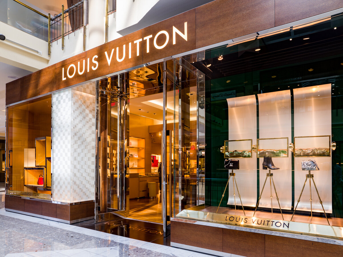 LOUIS VUITTON MCLEAN TYSONS GALLERIA - 61 Photos & 96 Reviews