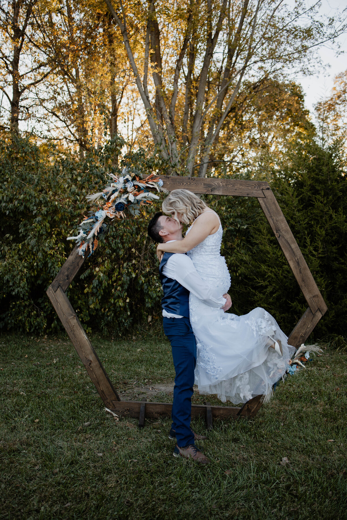 Taylor Elizabeth Photography Weddings and Lifetyle Photographer in Indiana Weddings Photo 112