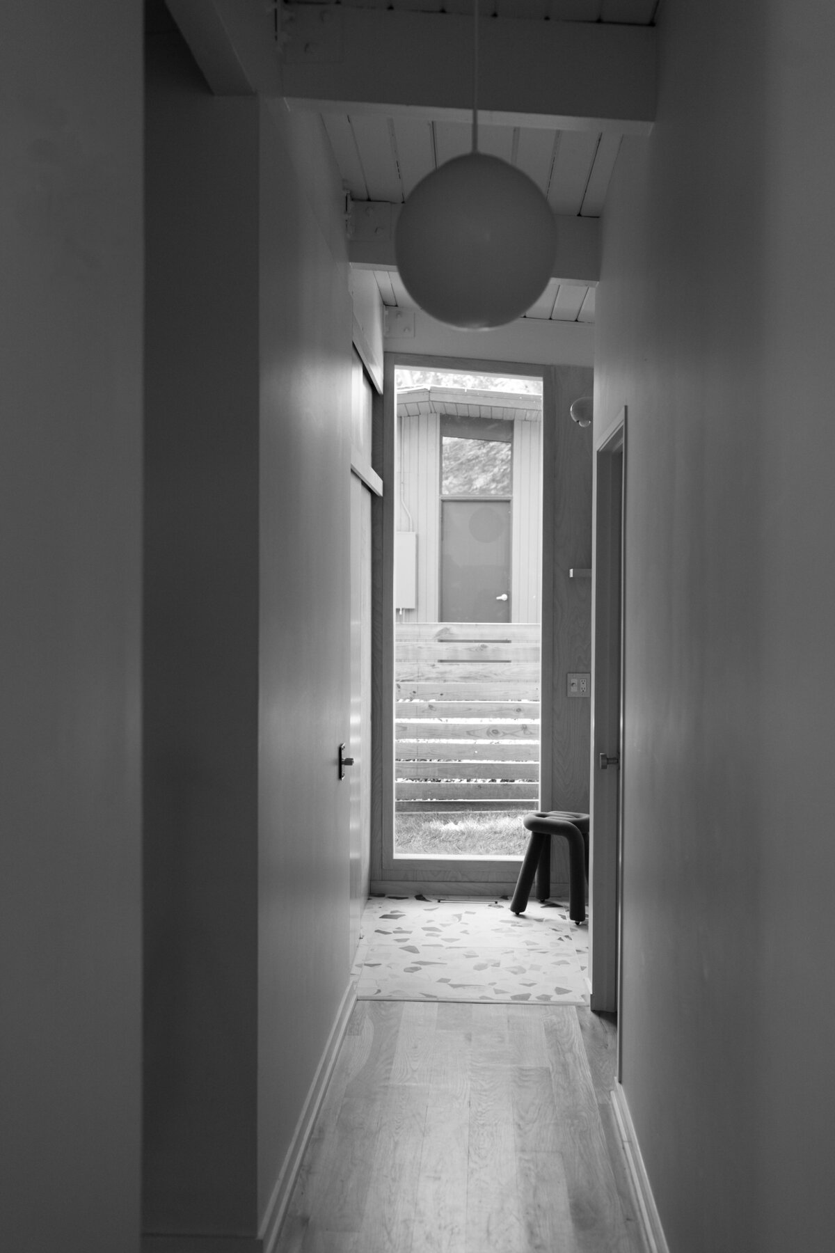 KOCINSKI-MCM-GUEST-BATH-RENO-DIGITAL--2