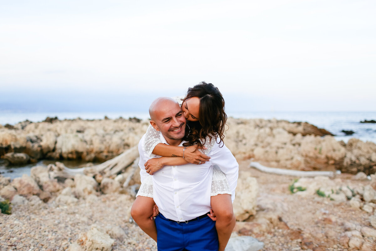 engagement-shoot-antibes-french-riviera-leslie-choucard-photography-17