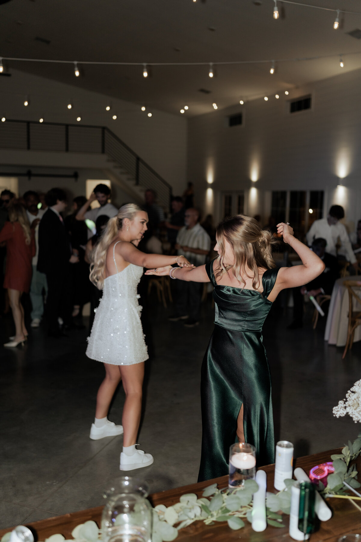 pile-wedding-1066
