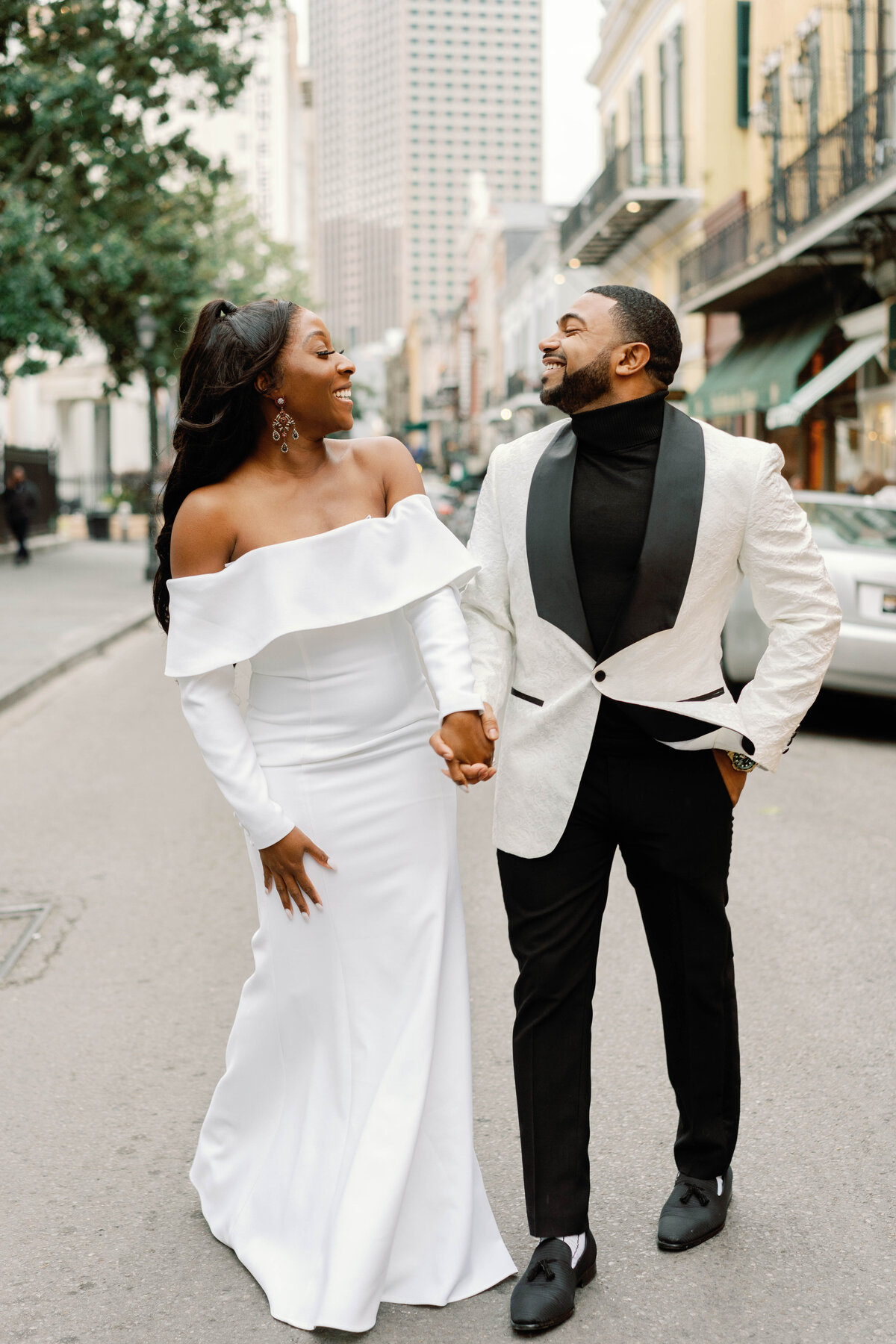 Ultra-Glam-New Orleans-French-Quarter-Engagement-Session-Photos-09454