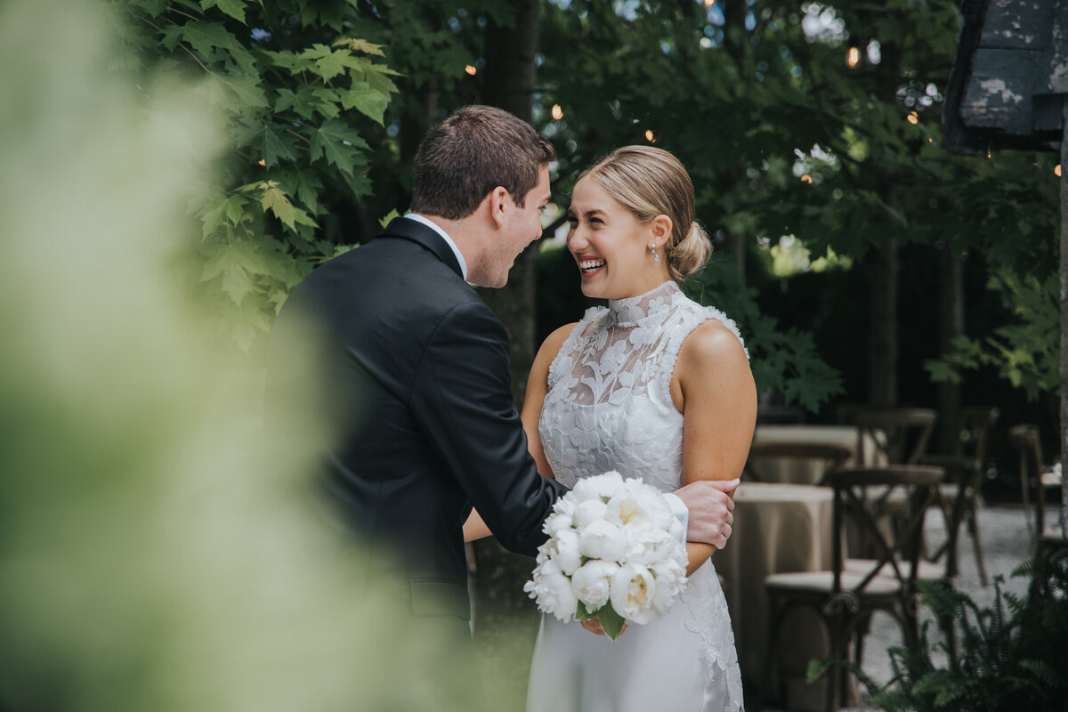 lizzie zack valley rock inn wedding love is rad-1888