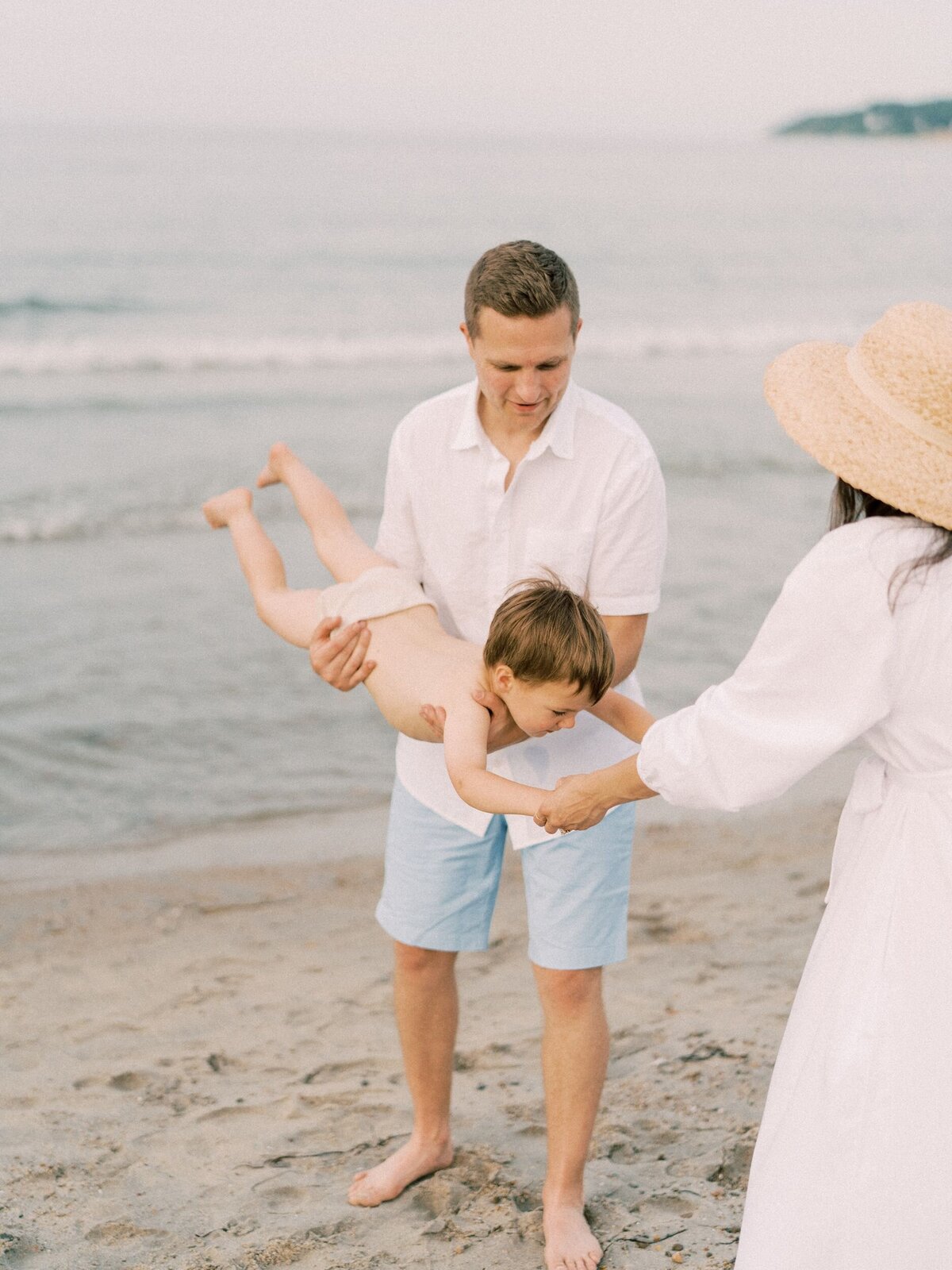 Witman-Family-Beach-Portrait-Session-14