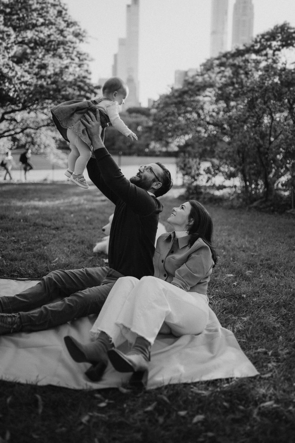 Family Photography - NYC - Central Park - Manhattan - Dog-008