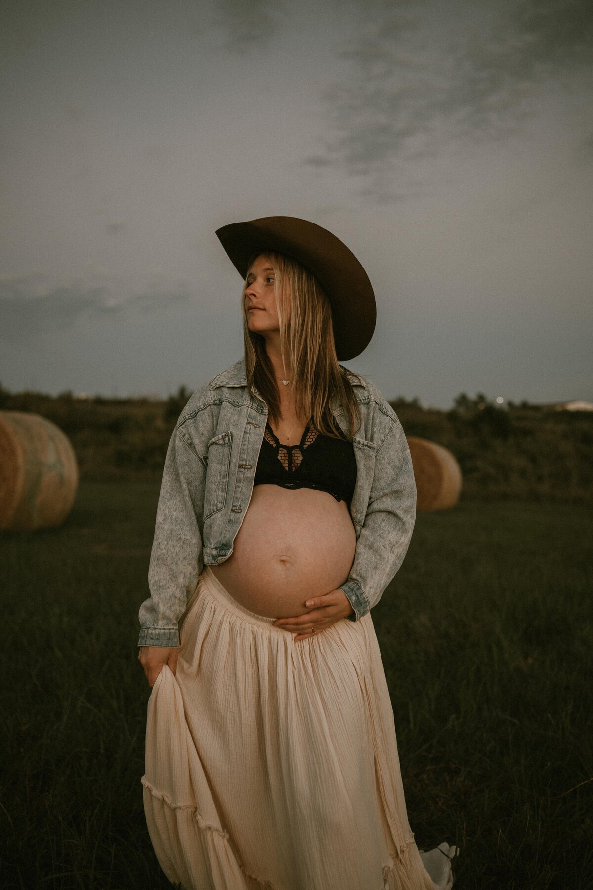 olympia maternity photographer near me