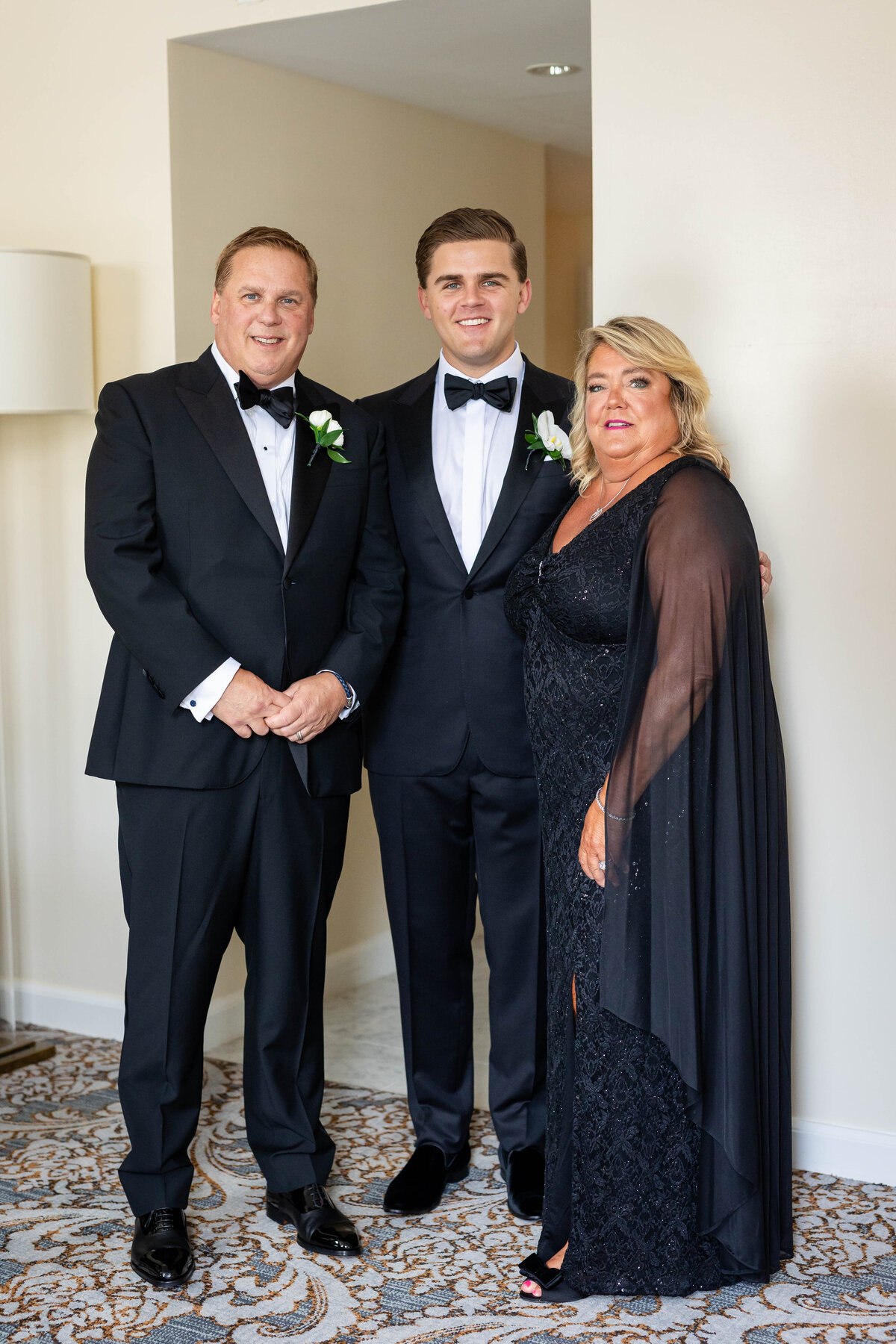 Philadelphia-Ritz-Carlton-Wedding-Groom-Getting-Ready_035