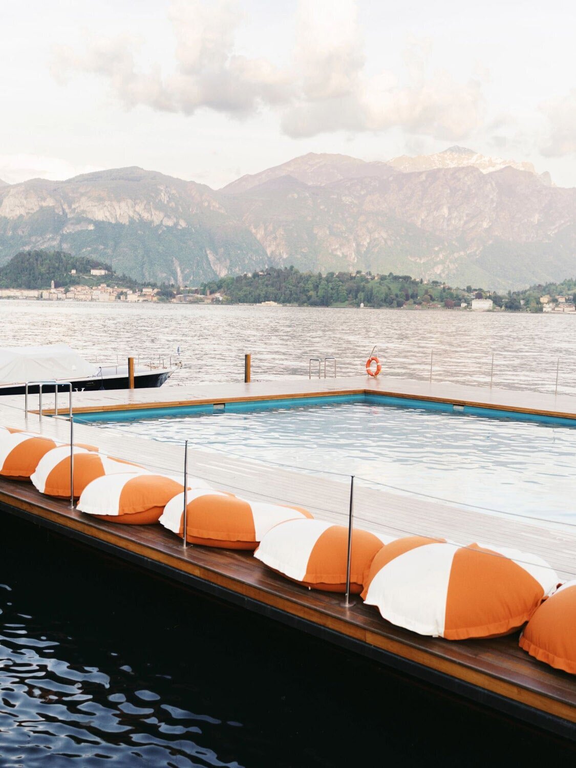 Floating pool during Grand Hotel Tremezzo wedding, by Lake Como Wedding Photographer Andreas K. Georgiou