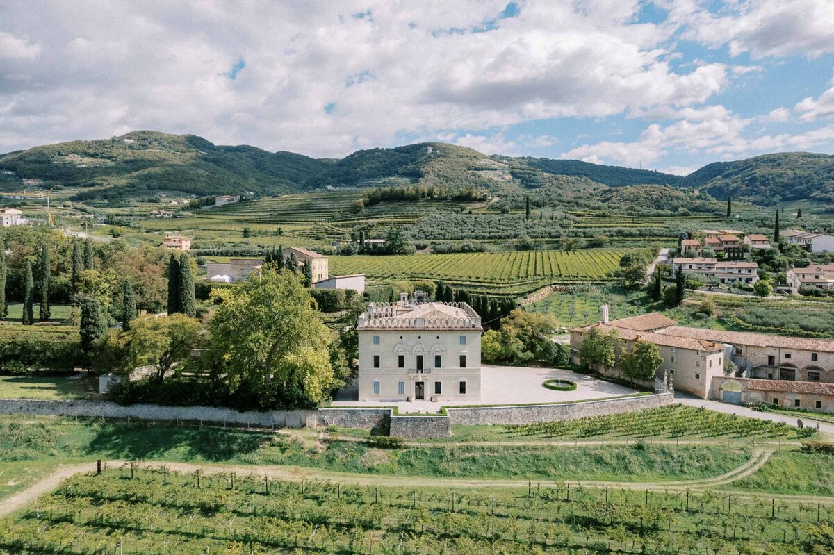 W3-Destination-Wedding-in-Italy-Lauren-and-Tim-2022-09-20-2500px-1000